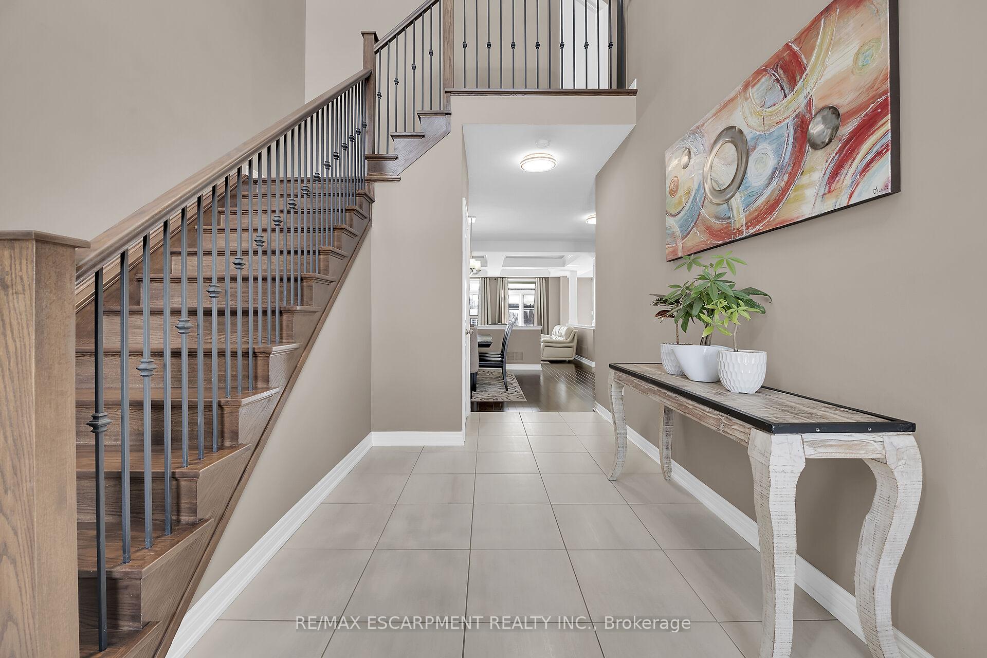 Photo 3 of 186 Millen Road, Hamilton, Stoney Creek — HOMEH