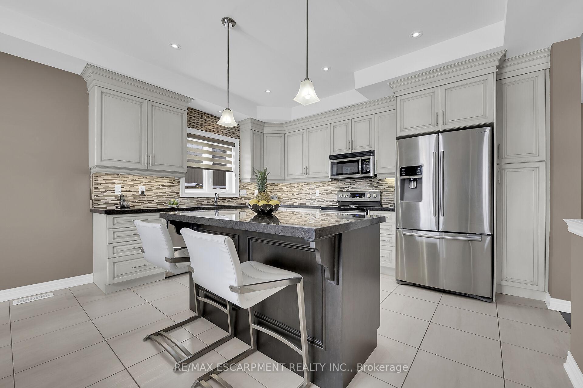 Photo 6 of 186 Millen Road, Hamilton, Stoney Creek — HOMEH