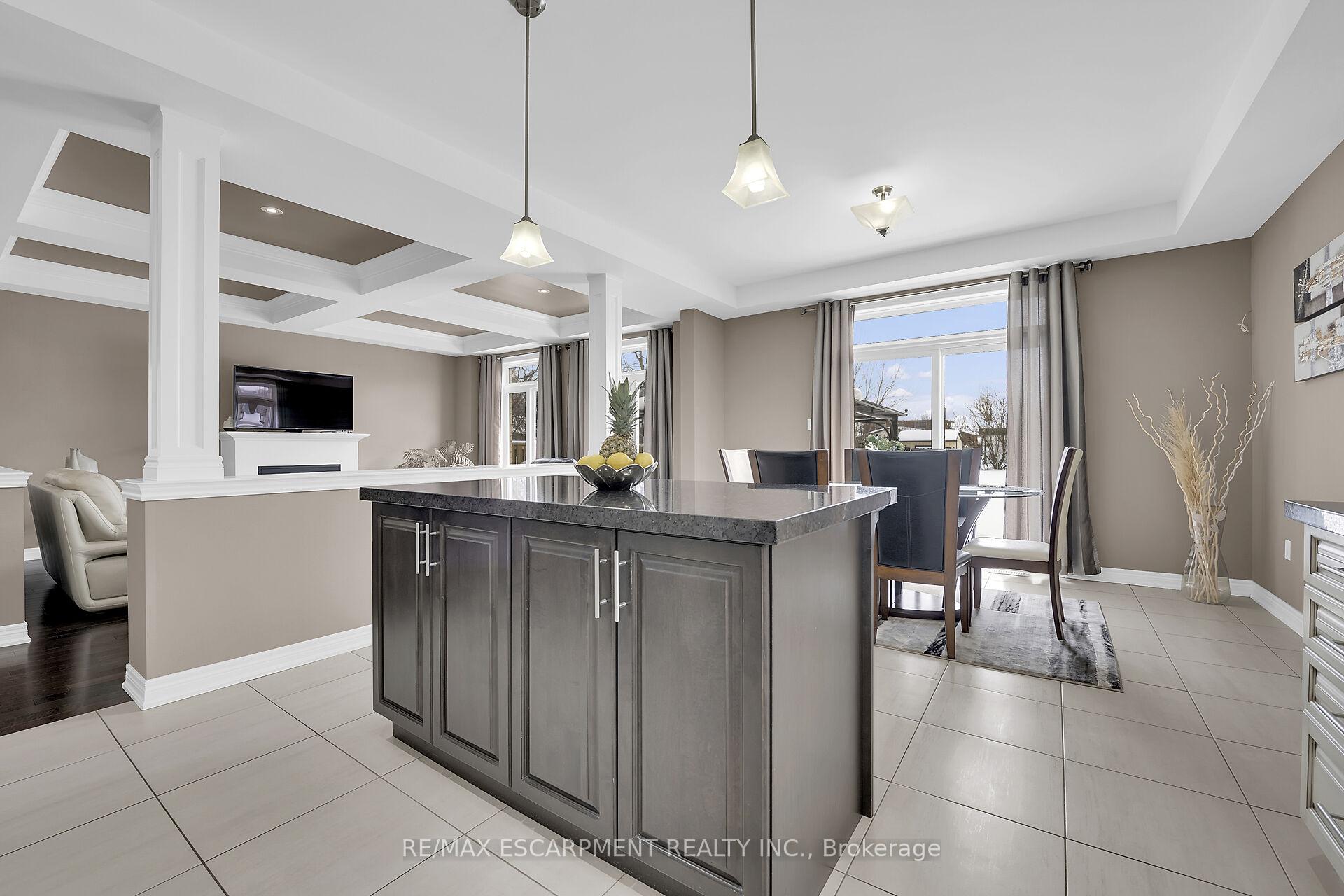 Photo 9 of 186 Millen Road, Hamilton, Stoney Creek — HOMEH