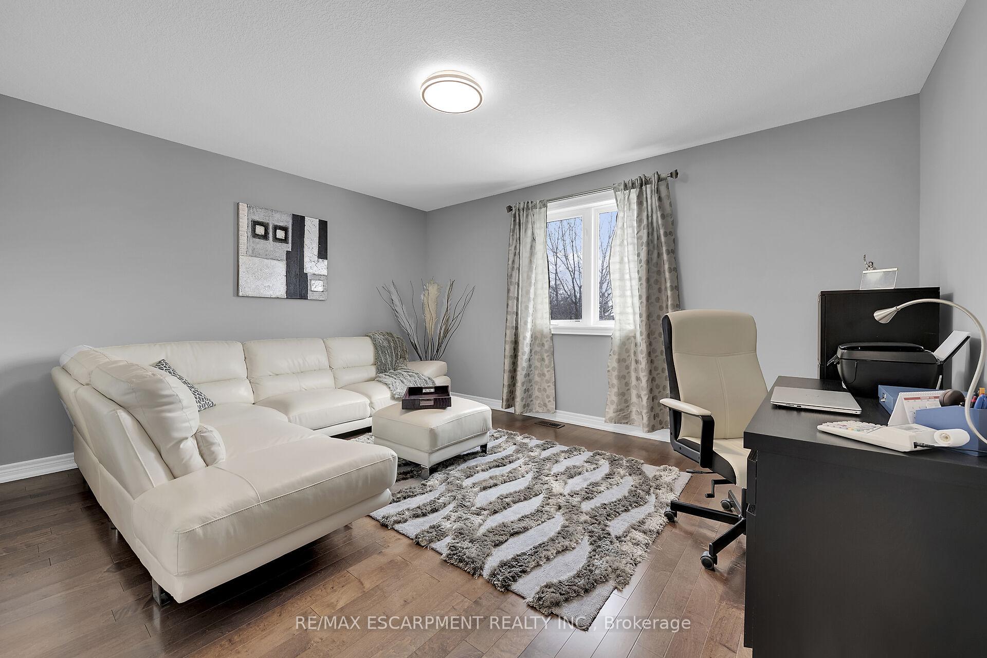 Photo 35 of 186 Millen Road, Hamilton, Stoney Creek — HOMEH