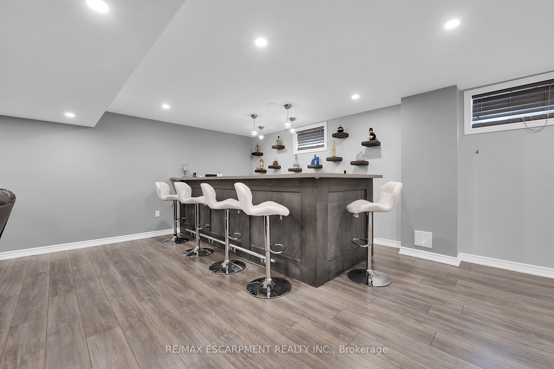 Photo 38 of 186 Millen Road, Hamilton, Stoney Creek — HOMEH
