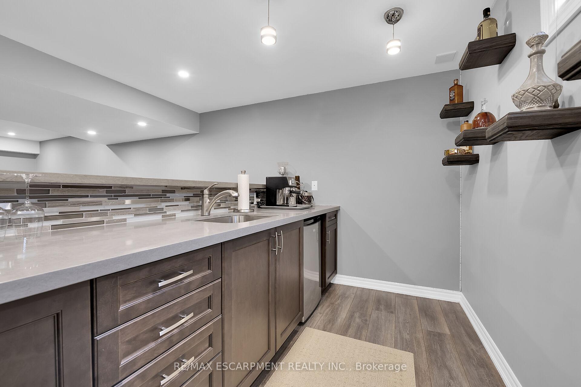 Photo 39 of 186 Millen Road, Hamilton, Stoney Creek — HOMEH