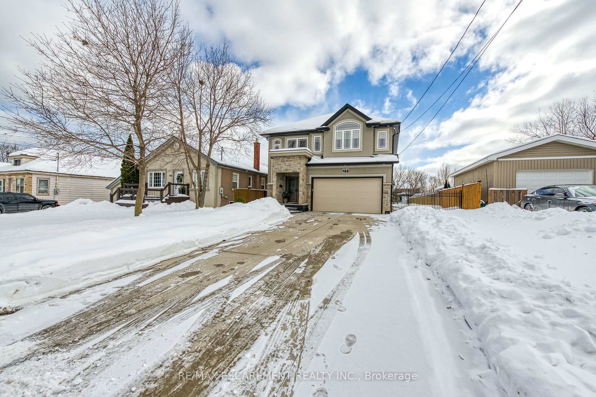 Photo 49 of 186 Millen Road, Hamilton, Stoney Creek — HOMEH