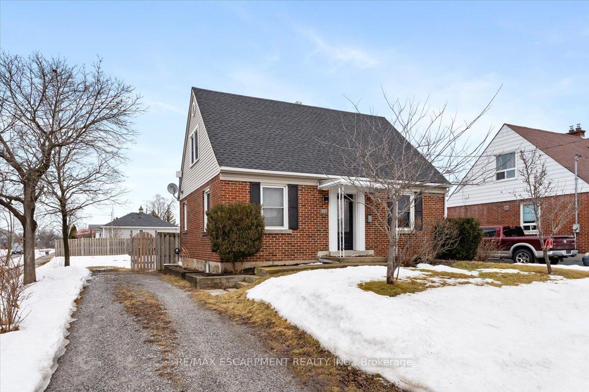 Photo 1 of 125 Westchester Crescent, St. Catharines, E. Chester — HOMEH