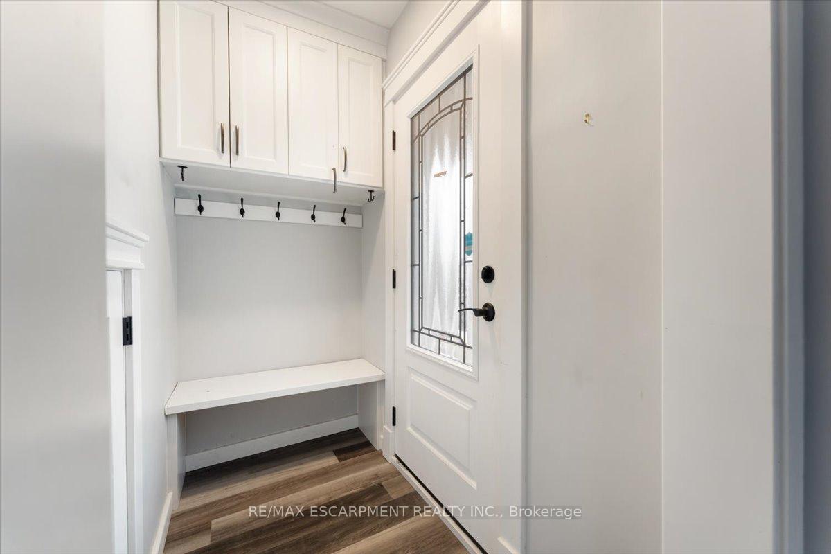 Photo 7 of 125 Westchester Crescent, St. Catharines, E. Chester — HOMEH