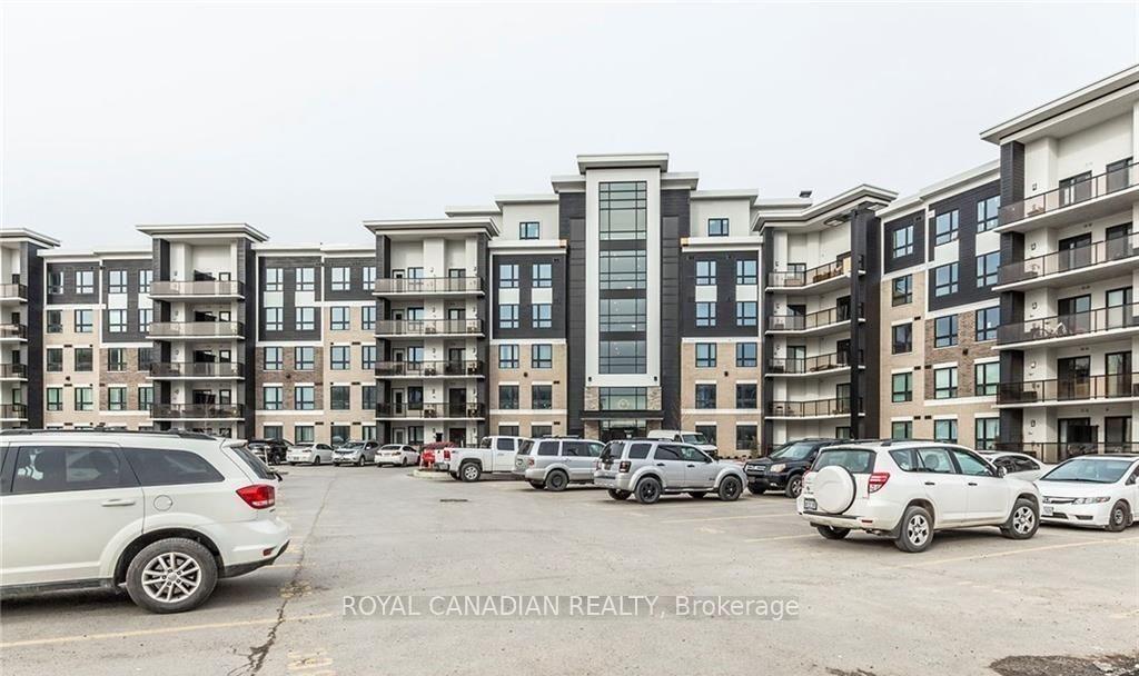 Front of Unit 124, 630 Sauve Street