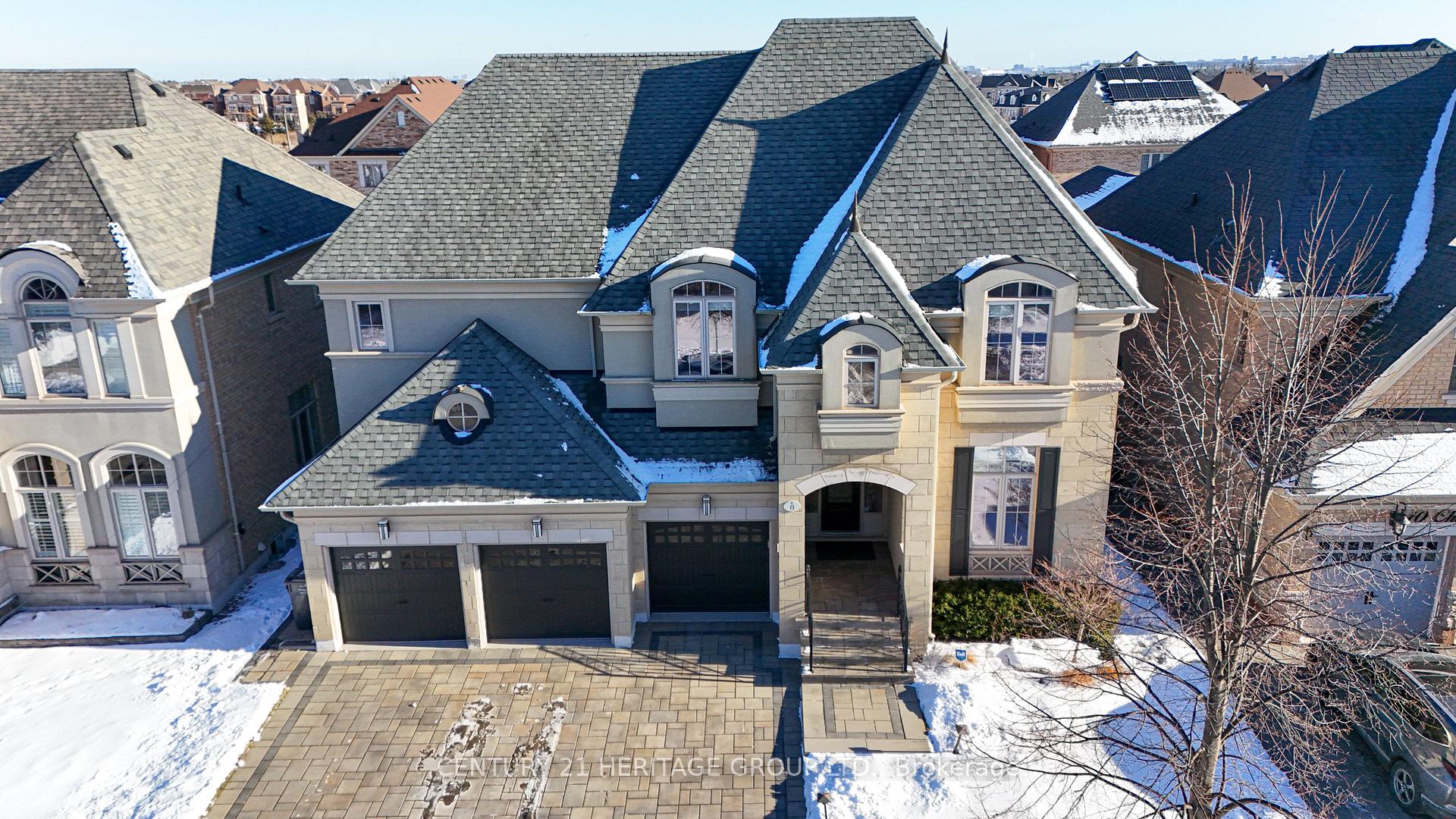 Photo 1 of 8 Chinzan Way, Brampton, Credit Valley — HOMEH