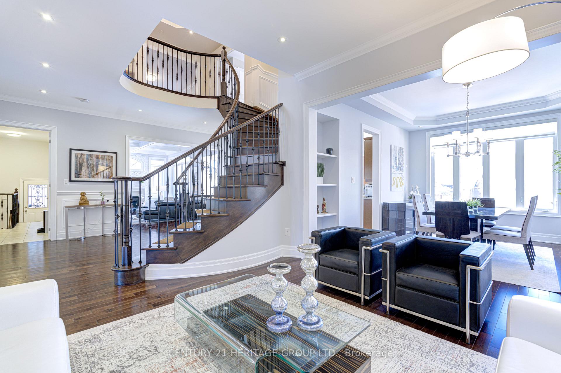 Photo 8 of 8 Chinzan Way, Brampton, Credit Valley — HOMEH