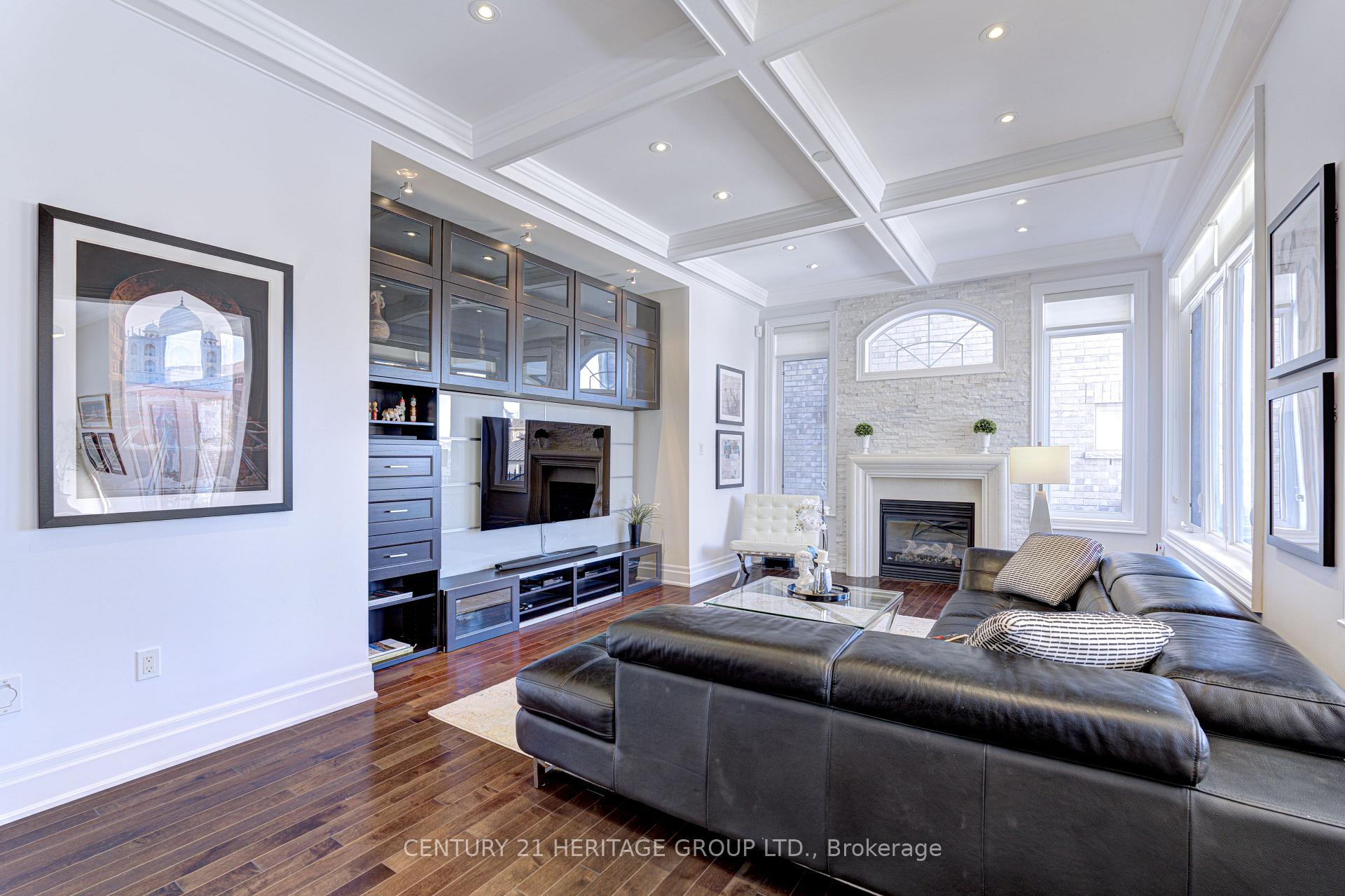 Photo 15 of 8 Chinzan Way, Brampton, Credit Valley — HOMEH