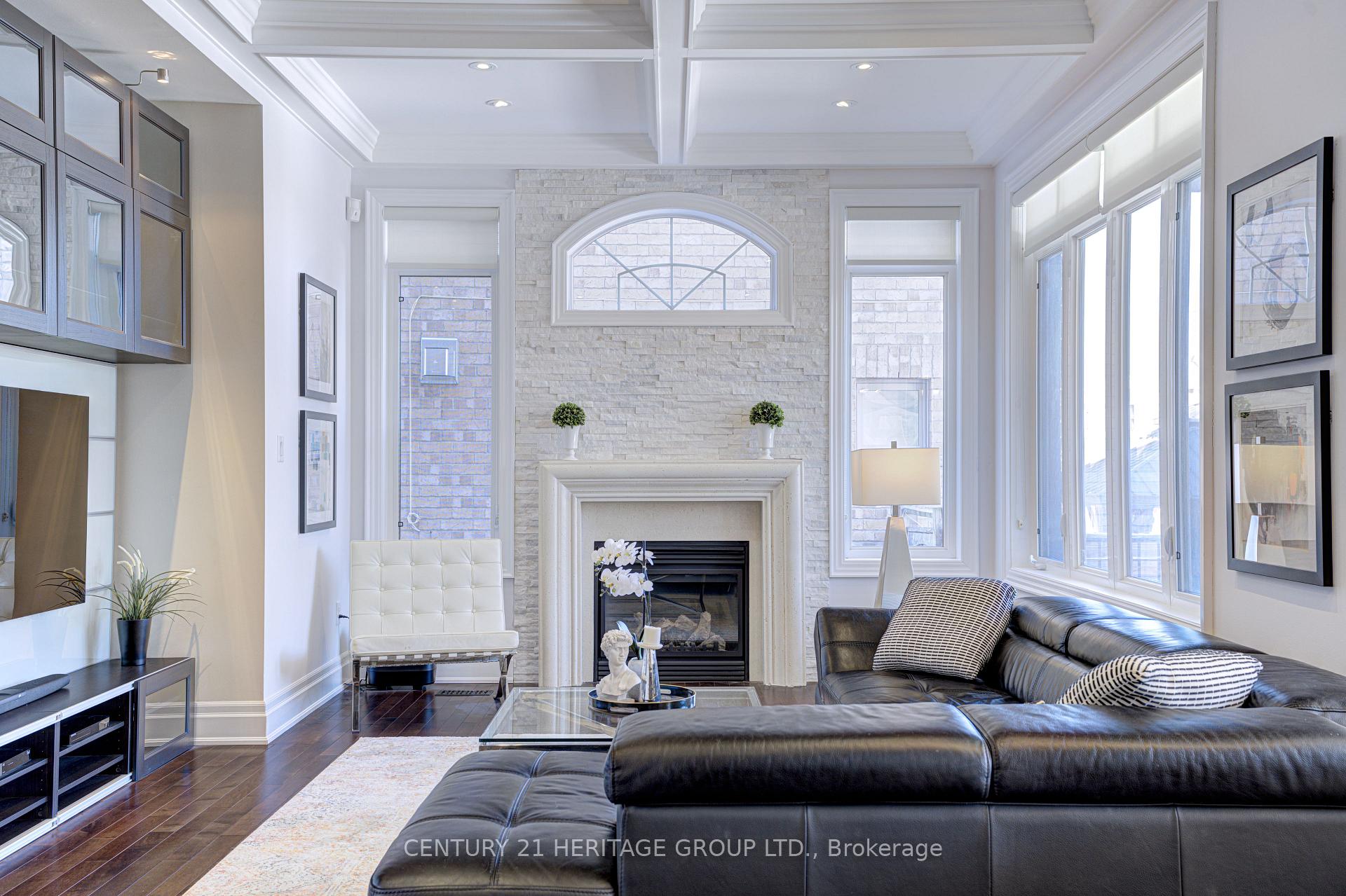 Photo 16 of 8 Chinzan Way, Brampton, Credit Valley — HOMEH