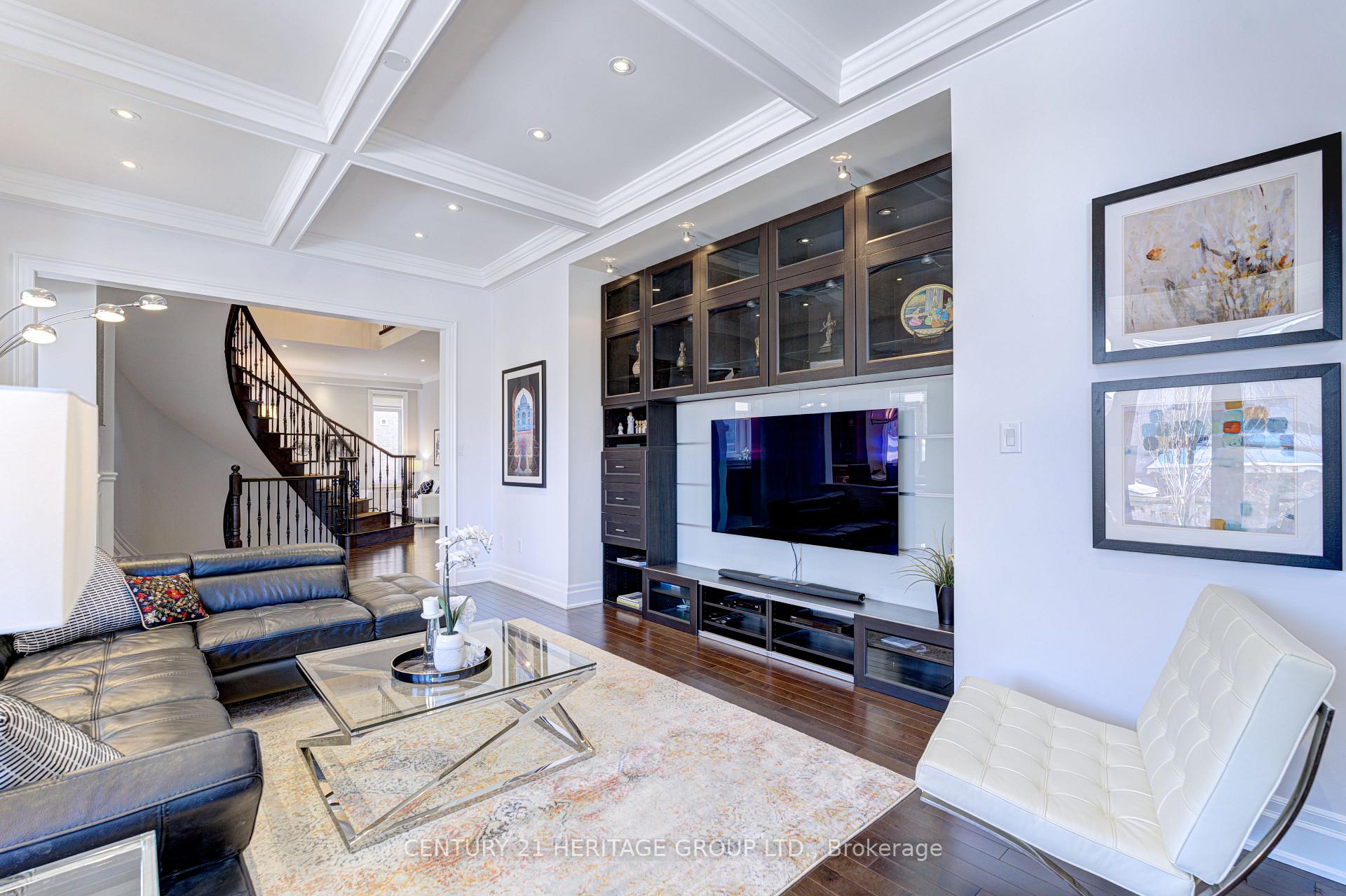 Photo 18 of 8 Chinzan Way, Brampton, Credit Valley — HOMEH