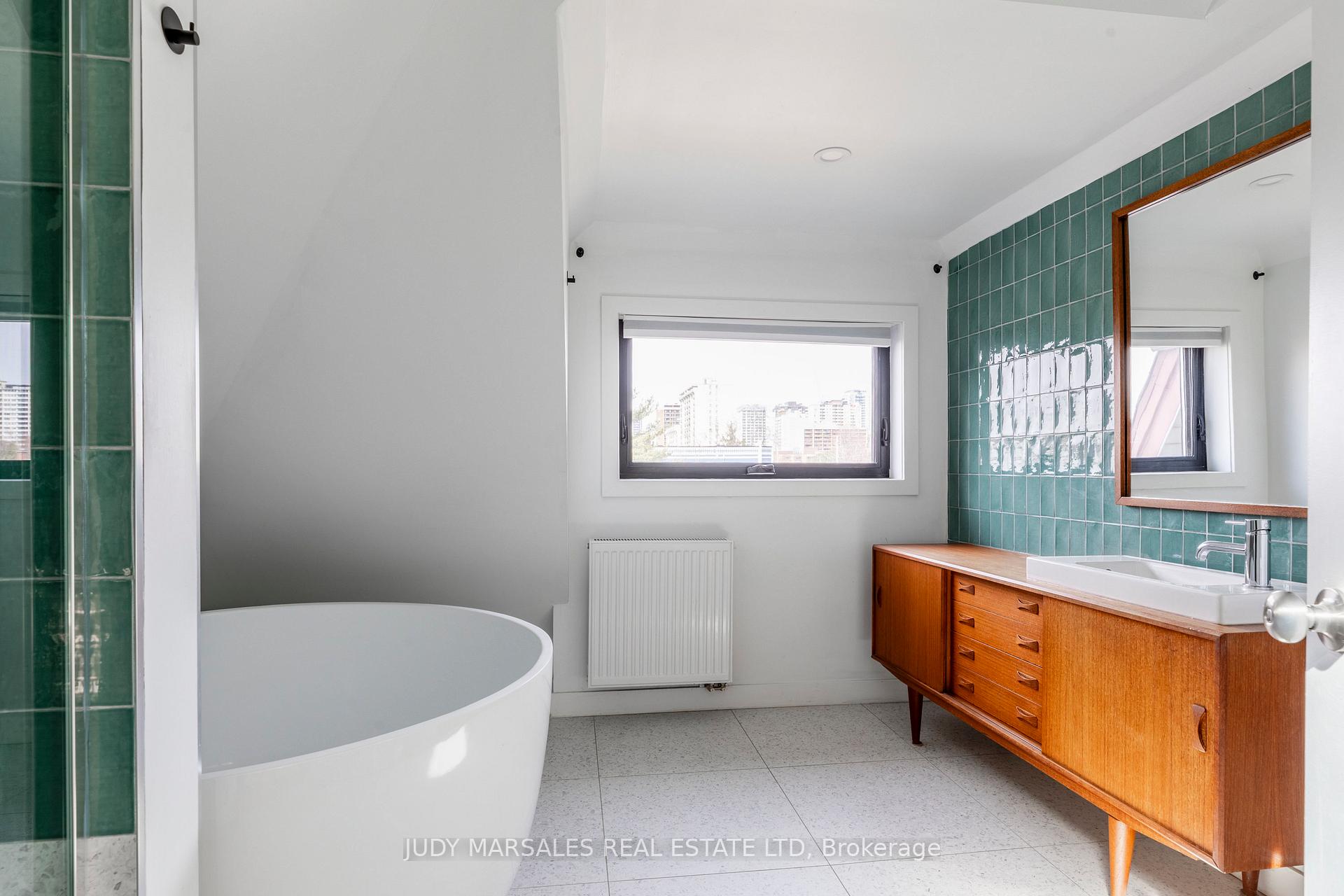 Photo 30 of 182 Herkimer Street, Hamilton, Kirkendall — HOMEH