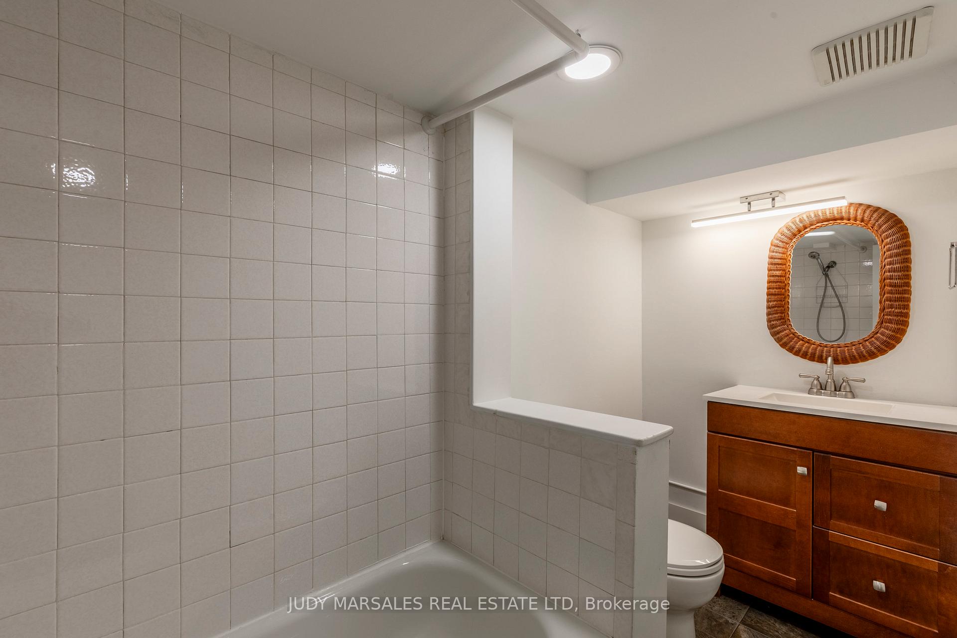 Photo 39 of 182 Herkimer Street, Hamilton, Kirkendall — HOMEH