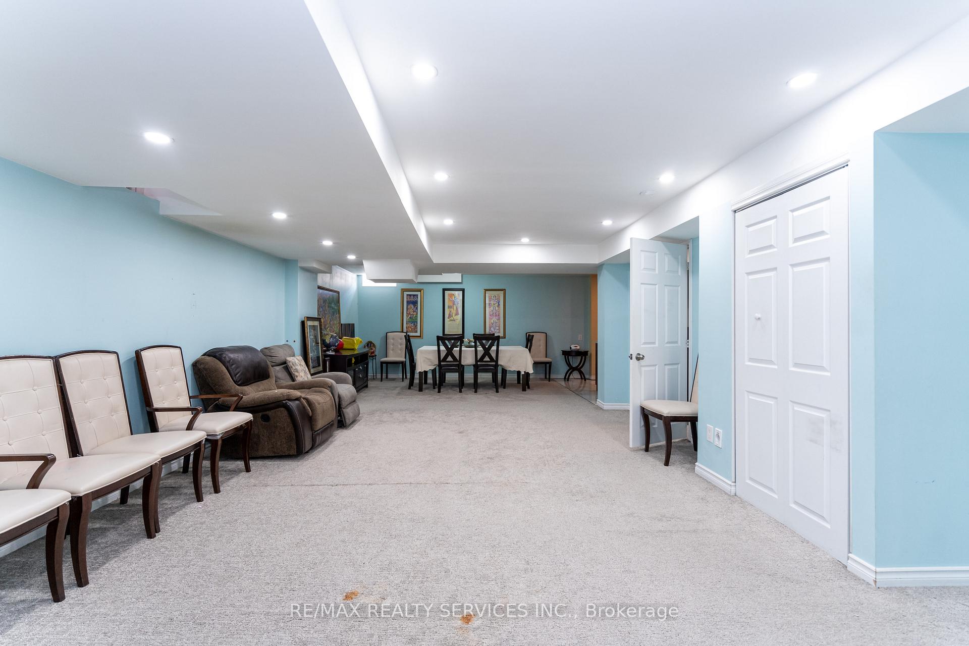 Photo 36 of 35 Cirillo Street, Brampton, Credit Valley — HOMEH