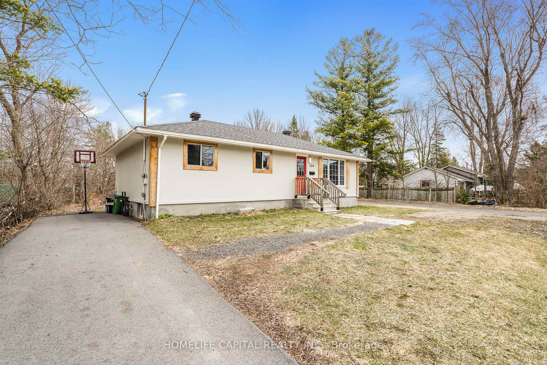 Photo 2 of 43 A Norway Spruce Street, Ottawa, Stittsville (South) — HOMEH