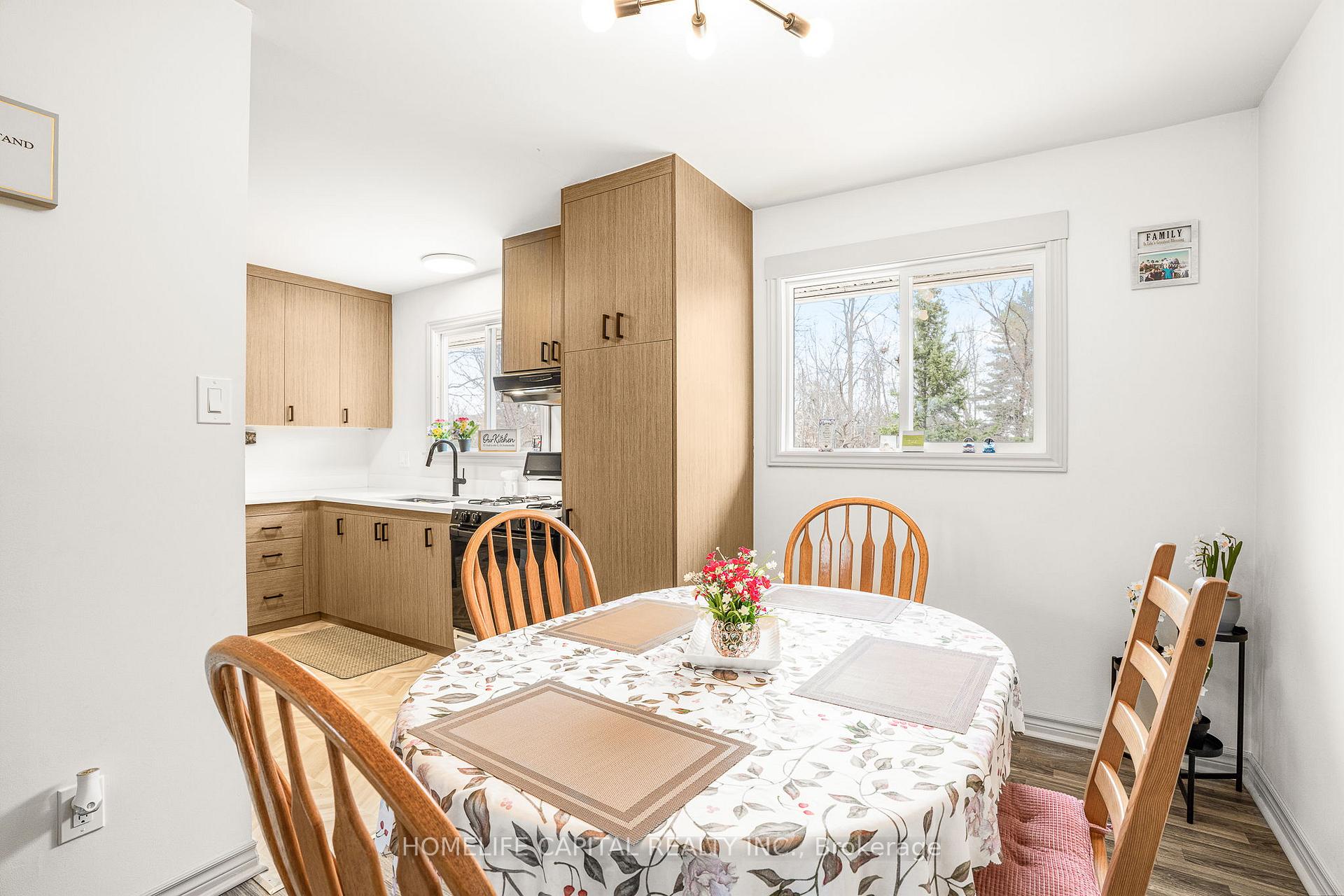 Photo 11 of 43 A Norway Spruce Street, Ottawa, Stittsville (South) — HOMEH