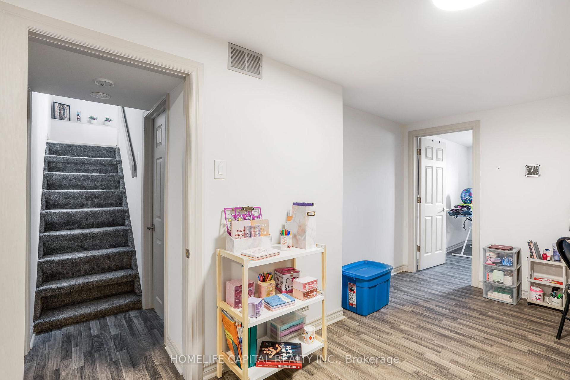 Photo 23 of 43 A Norway Spruce Street, Ottawa, Stittsville (South) — HOMEH