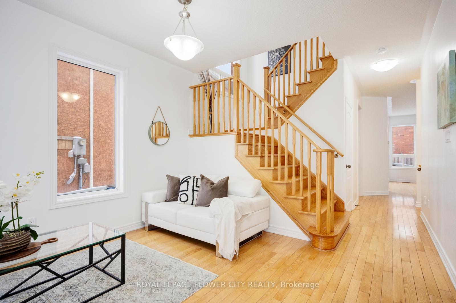 Photo 6 of 3 Calm Waters Crescent, Brampton, Madoc — HOMEH
