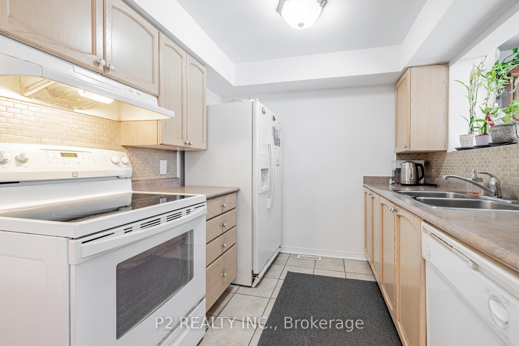 Photo 8 of 55 Srigley Street, Barrie, Holly — HOMEH