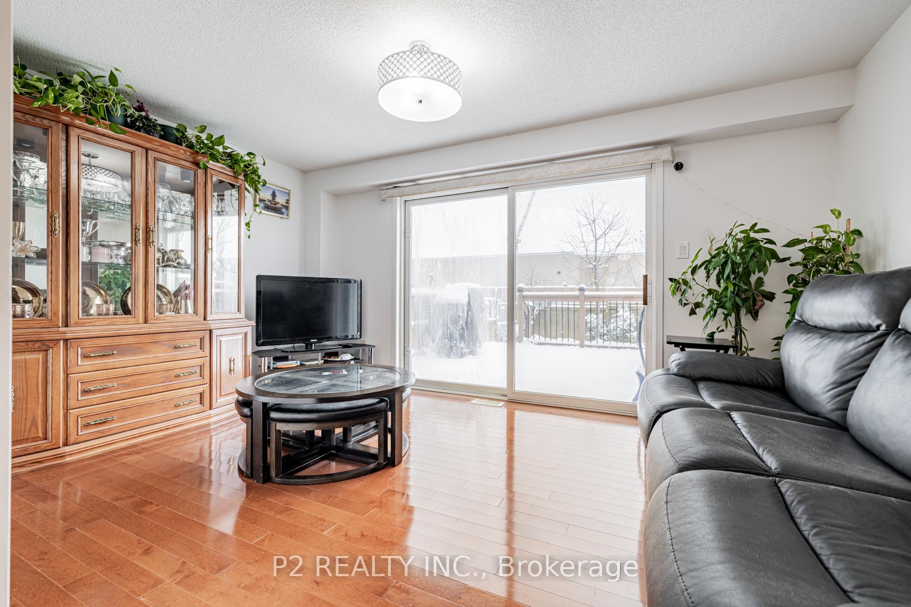Photo 11 of 55 Srigley Street, Barrie, Holly — HOMEH