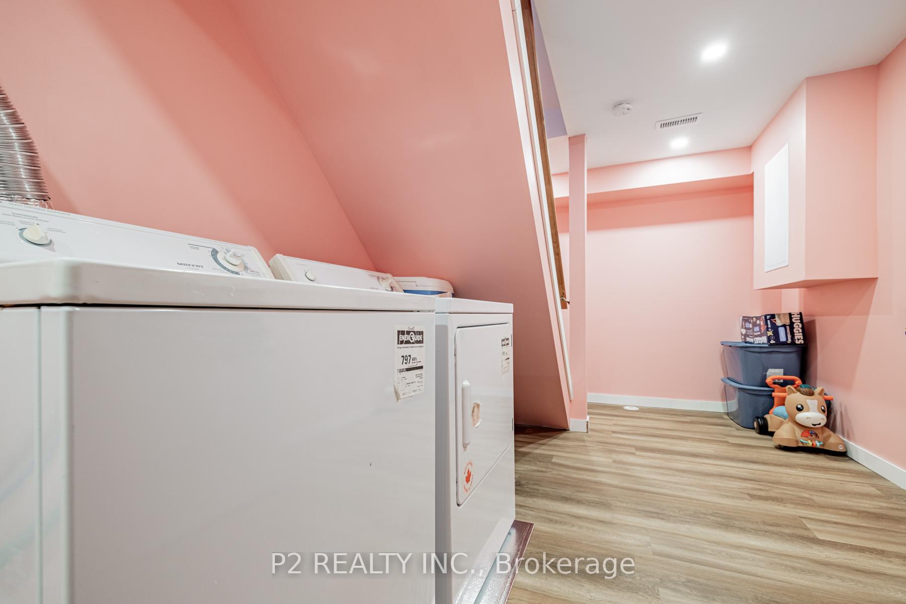 Photo 24 of 55 Srigley Street, Barrie, Holly — HOMEH