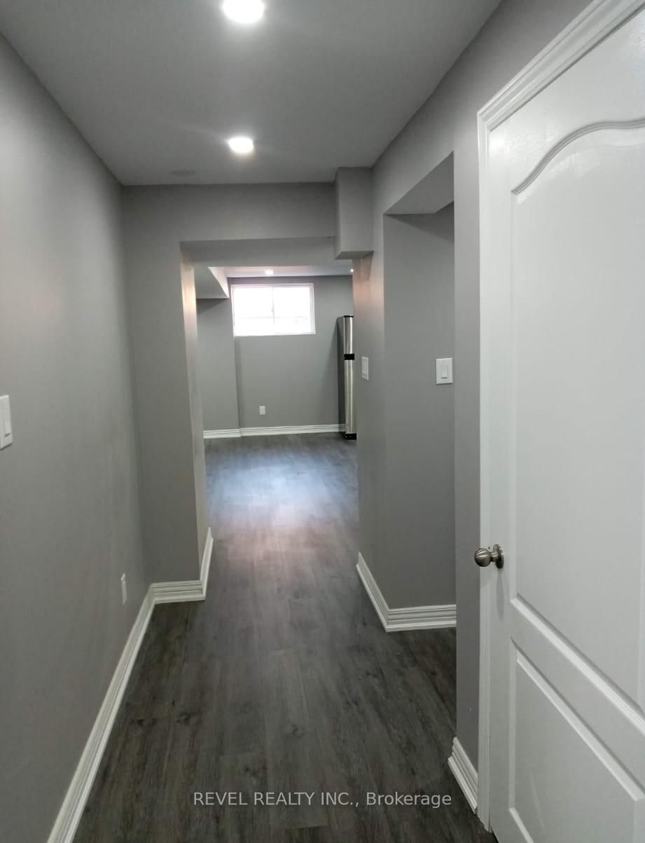 Front of Unit Basement, 72 Twistleton Street