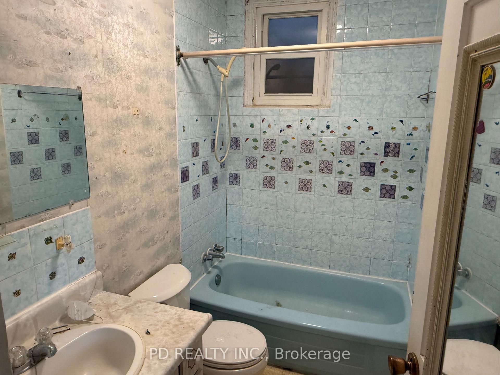 Photo 12 of 28 Harrison Avenue, Hamilton, Homeside — HOMEH