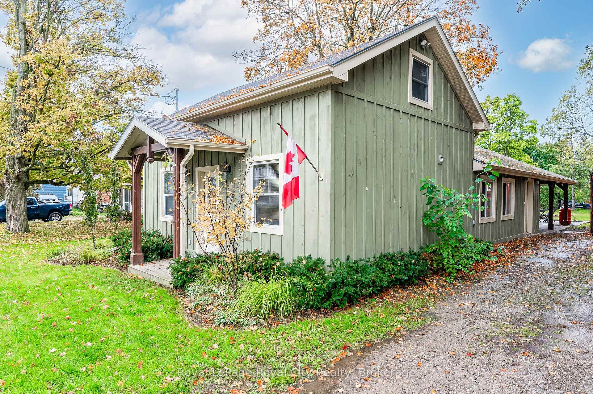 Photo 6 of 1257 Old 8 Highway, Hamilton, Rural Flamborough — HOMEH