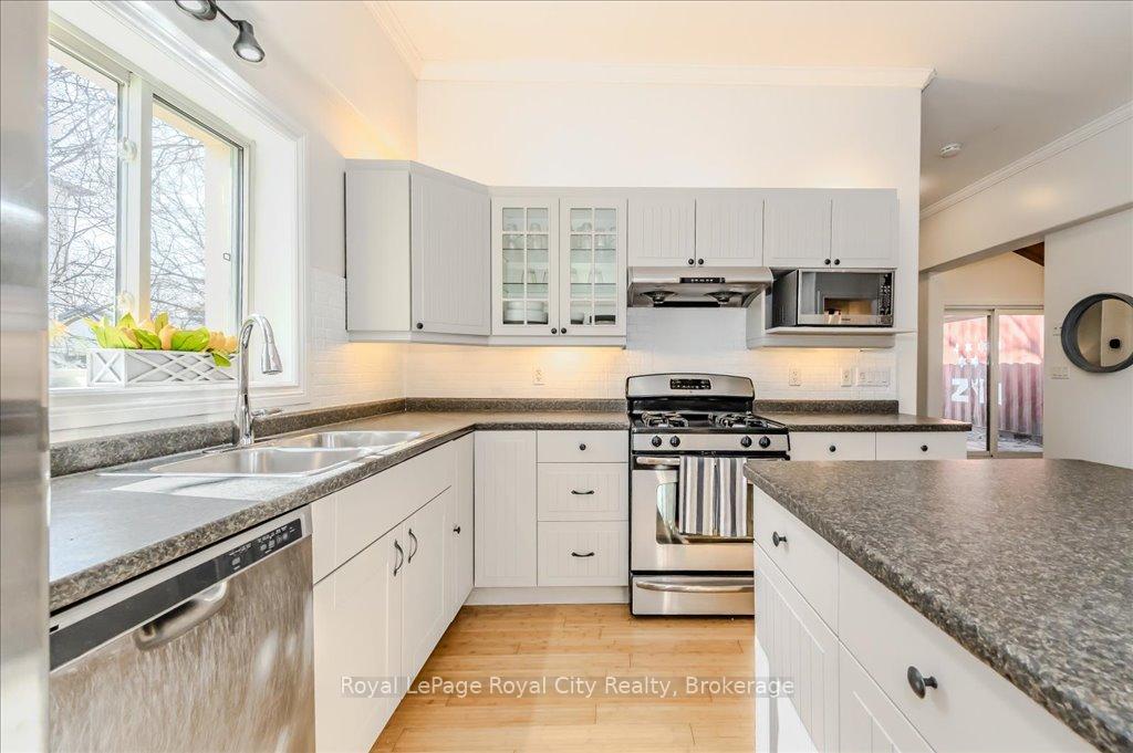 Photo 18 of 1257 Old 8 Highway, Hamilton, Rural Flamborough — HOMEH