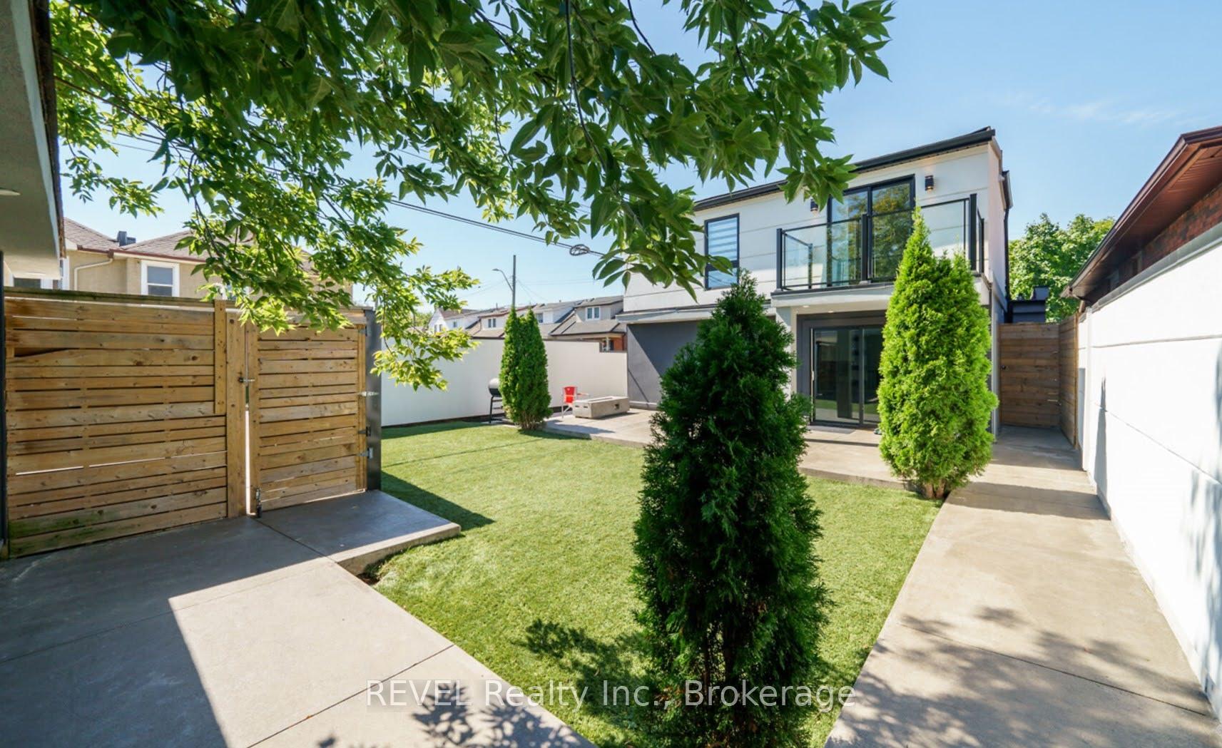 Photo 24 of 56 Frederick Avenue, Hamilton, Crown Point — HOMEH