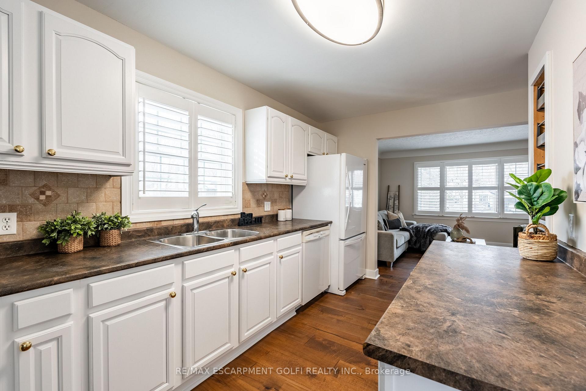 Photo 12 of 4 Melba Road, St. Catharines, Carlton/Bunting — HOMEH