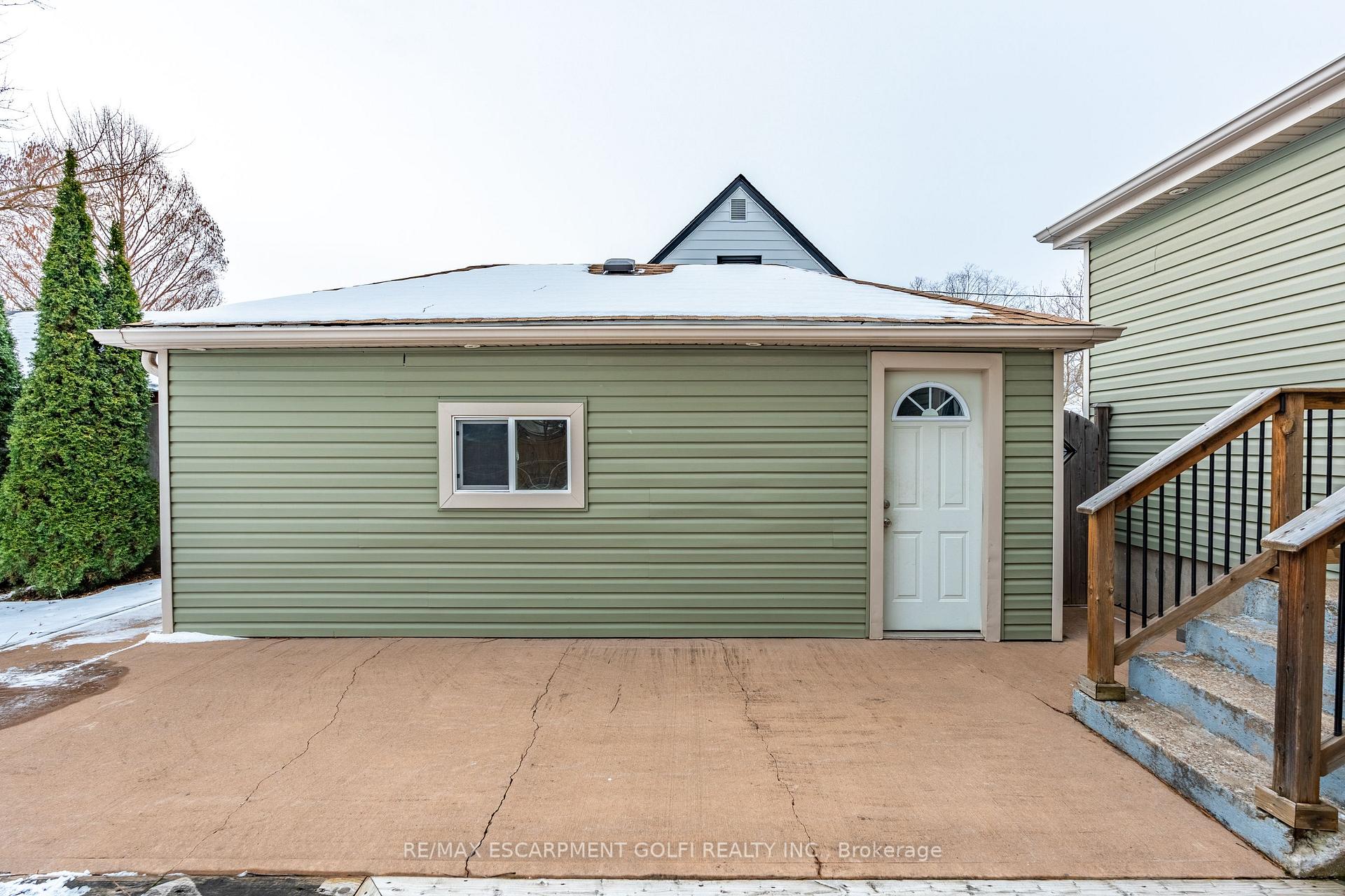 Photo 36 of 4 Melba Road, St. Catharines, Carlton/Bunting — HOMEH