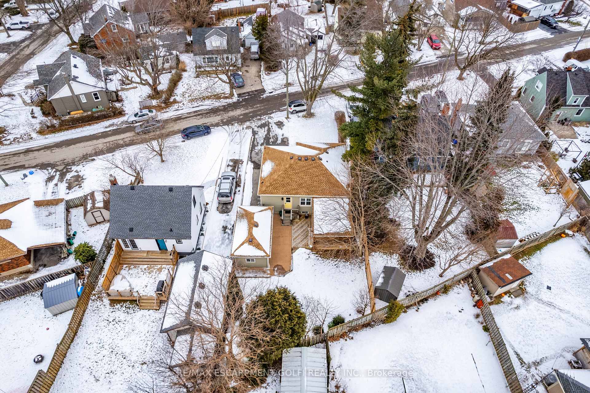 Photo 39 of 4 Melba Road, St. Catharines, Carlton/Bunting — HOMEH