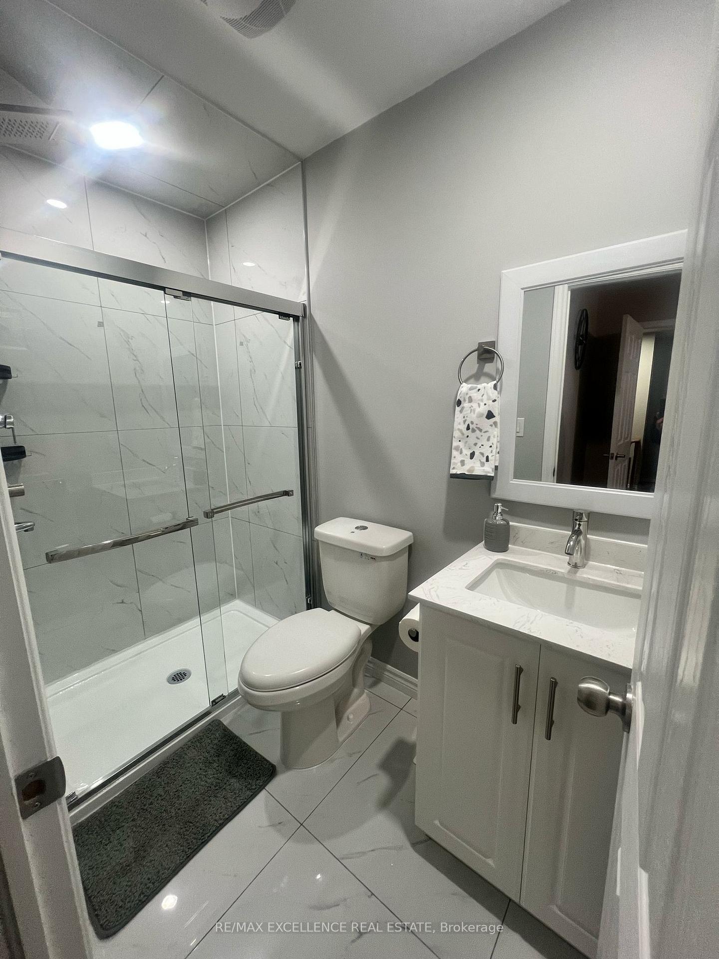 Photo 21 of 4 Brookview Road, Brampton, Brampton West — HOMEH