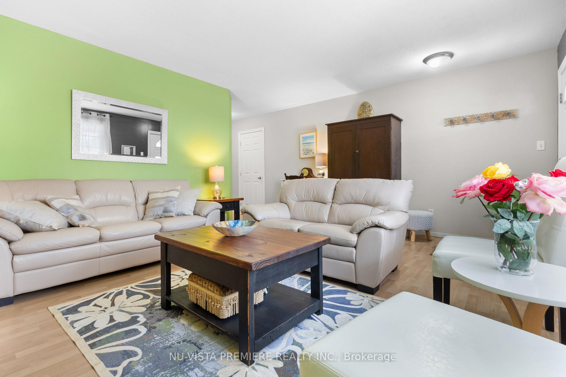 Photo 5 of 8 Linden Lane, St. Thomas — HOMEH