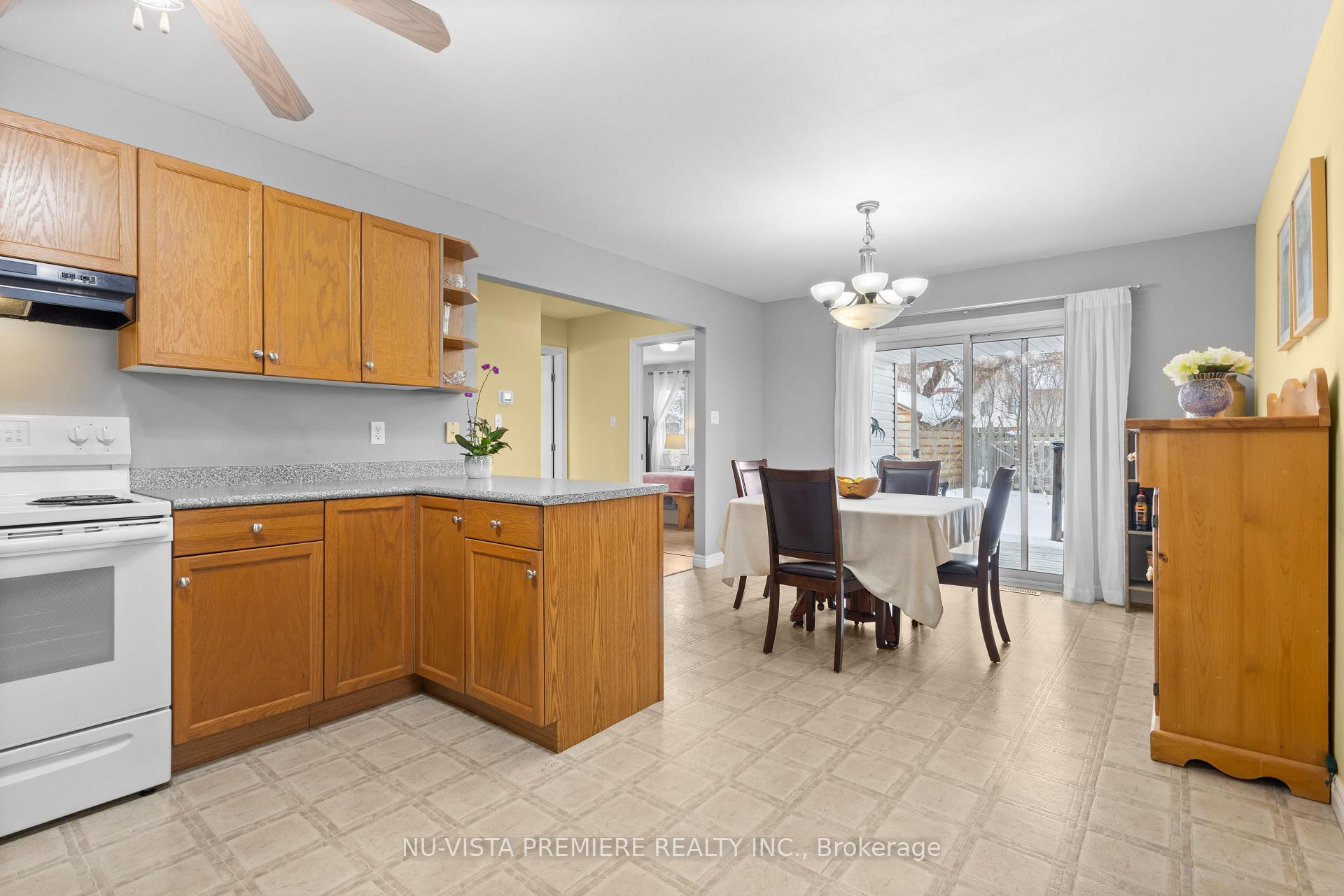 Photo 21 of 8 Linden Lane, St. Thomas — HOMEH