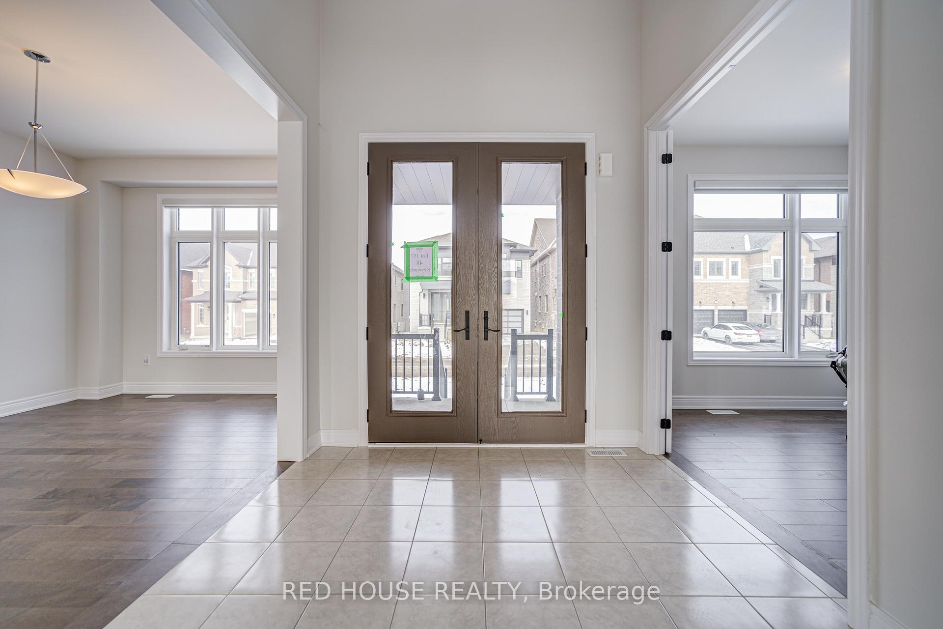 Photo 4 of 48 Keyworth Crescent, Brampton, Sandringham-Wellington North — HOMEH