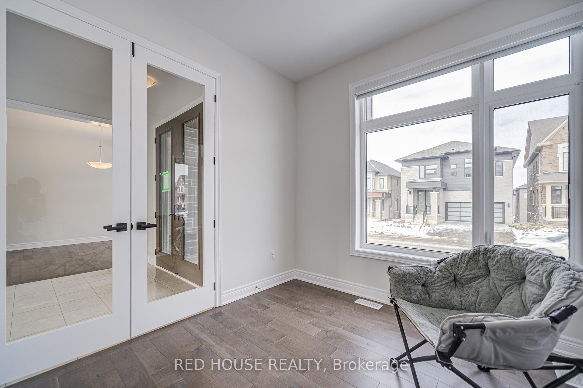 Photo 5 of 48 Keyworth Crescent, Brampton, Sandringham-Wellington North — HOMEH