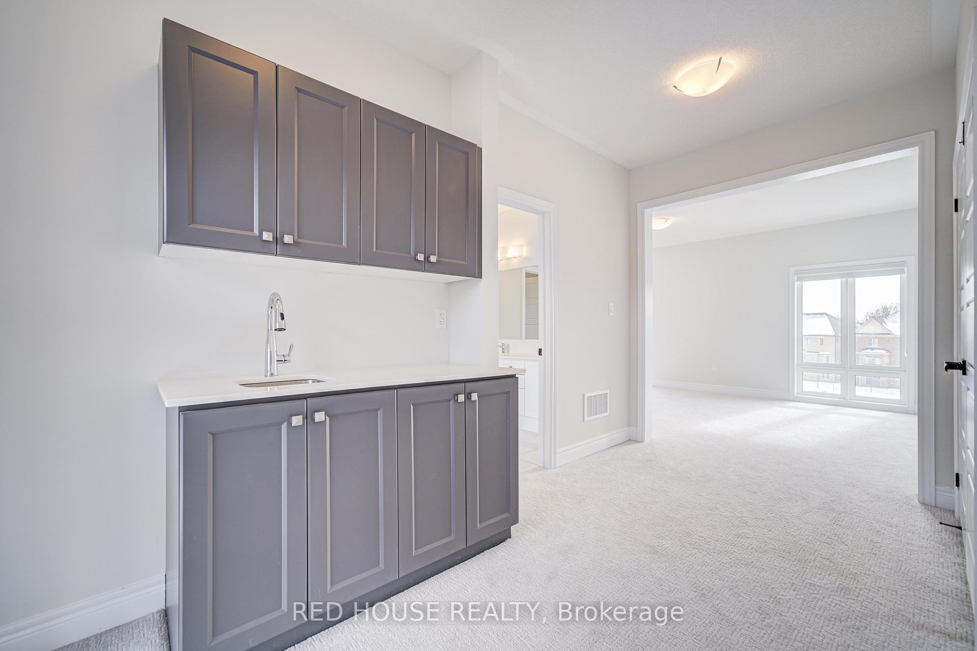 Photo 18 of 48 Keyworth Crescent, Brampton, Sandringham-Wellington North — HOMEH