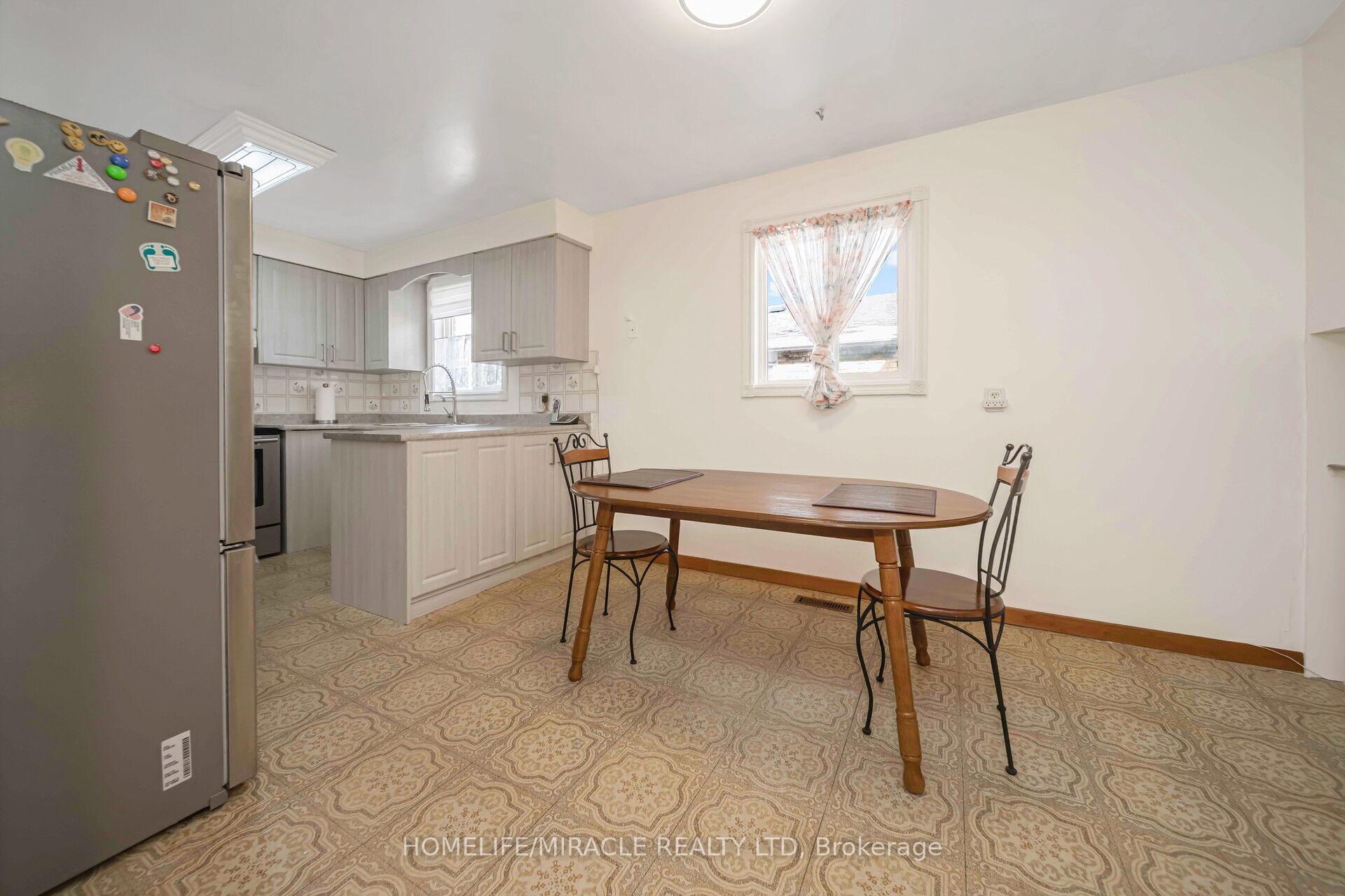 Photo 14 of 6 Fallway Road, Brampton, Madoc — HOMEH