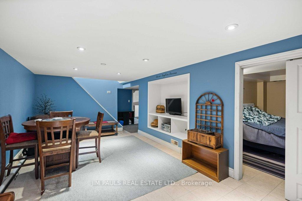 Photo 26 of 130 West 23rd Street, Hamilton, Westcliffe — HOMEH