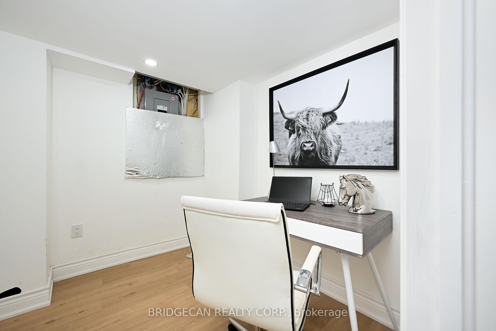 Photo 32 of 38 Dubarry Boulevard, Hamilton, Berrisfield — HOMEH