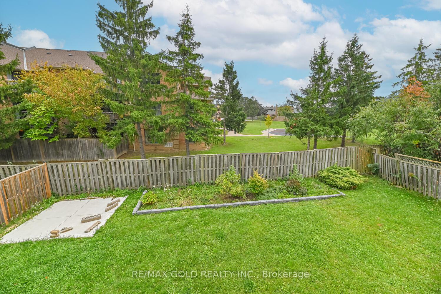 Photo 46 of 22 Niagara Place, Brampton, Westgate — HOMEH
