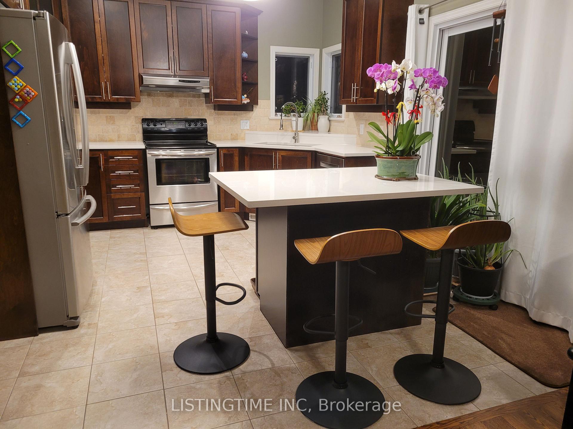 Photo 9 of 115 Sirocco Crescent, Ottawa, Stittsville (North) — HOMEH