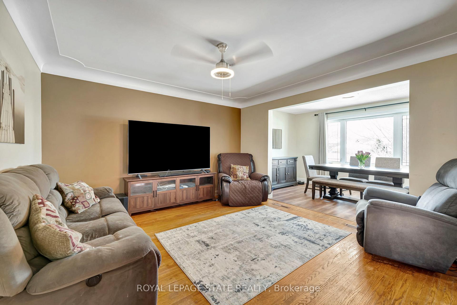 Photo 4 of 119 David Avenue, Hamilton, Hill Park — HOMEH