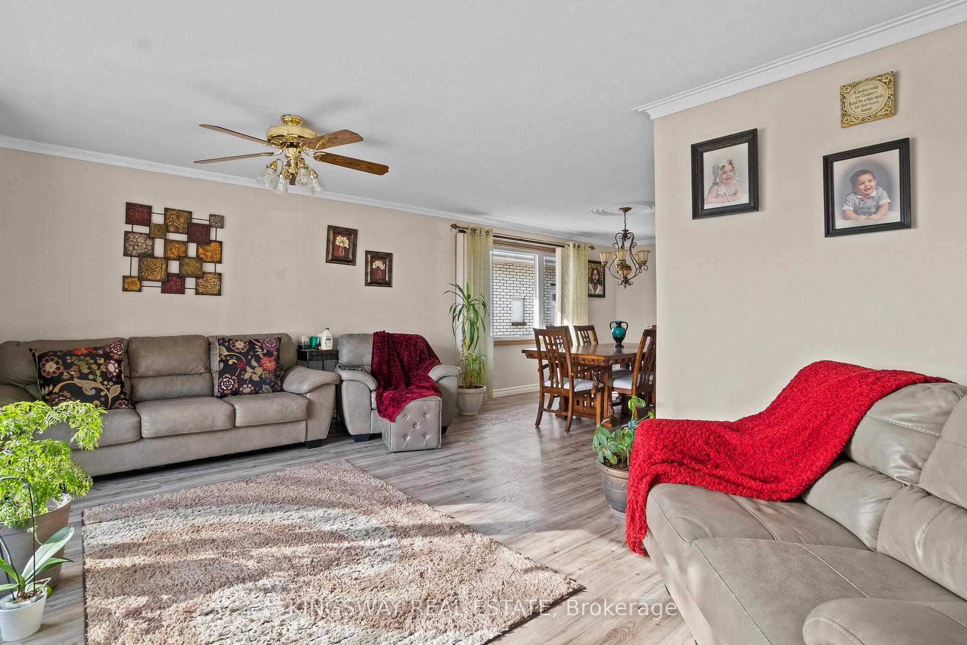 Photo 8 of 121 Oak Street W, Leamington — HOMEH