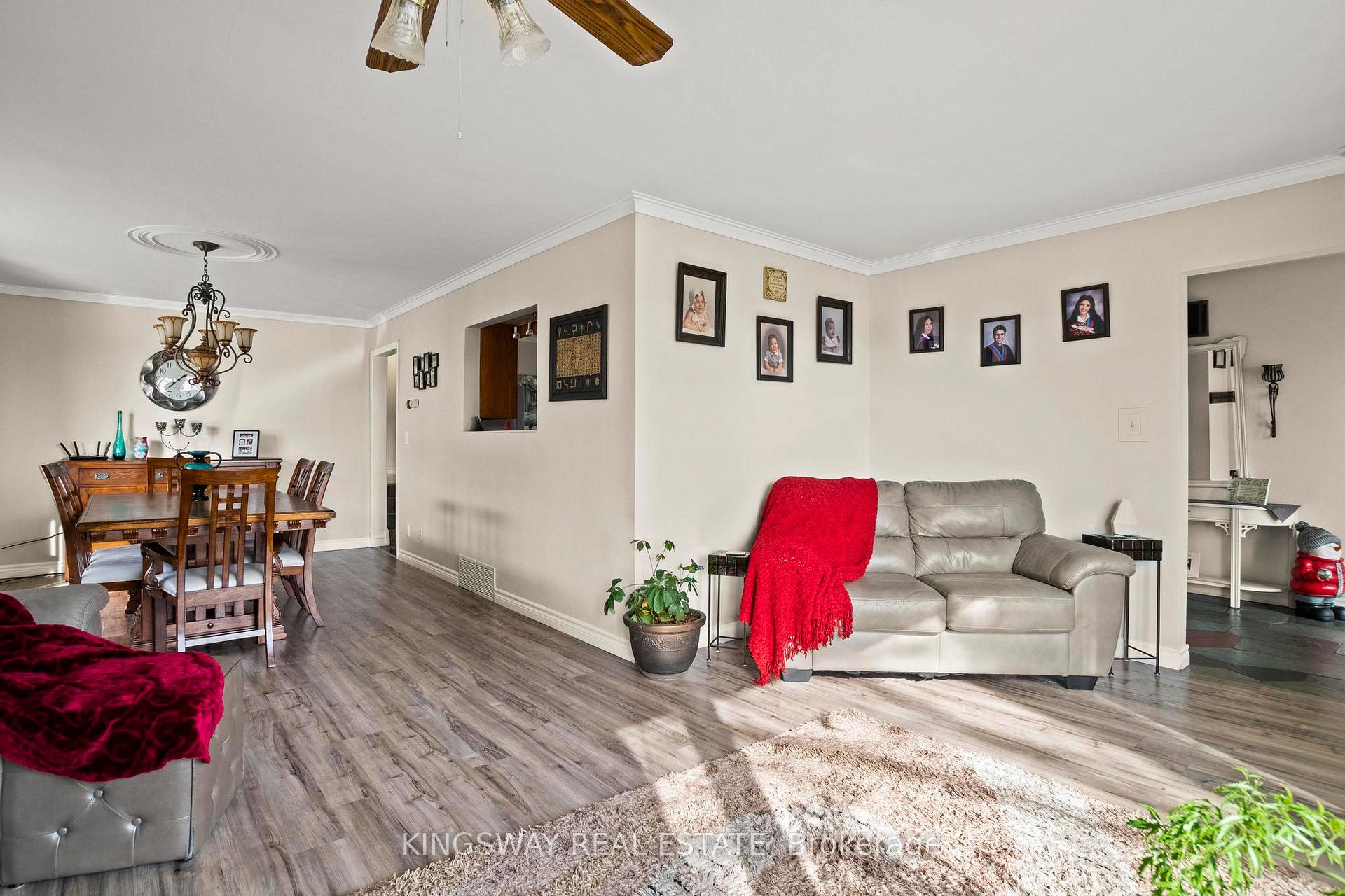 Photo 9 of 121 Oak Street W, Leamington — HOMEH