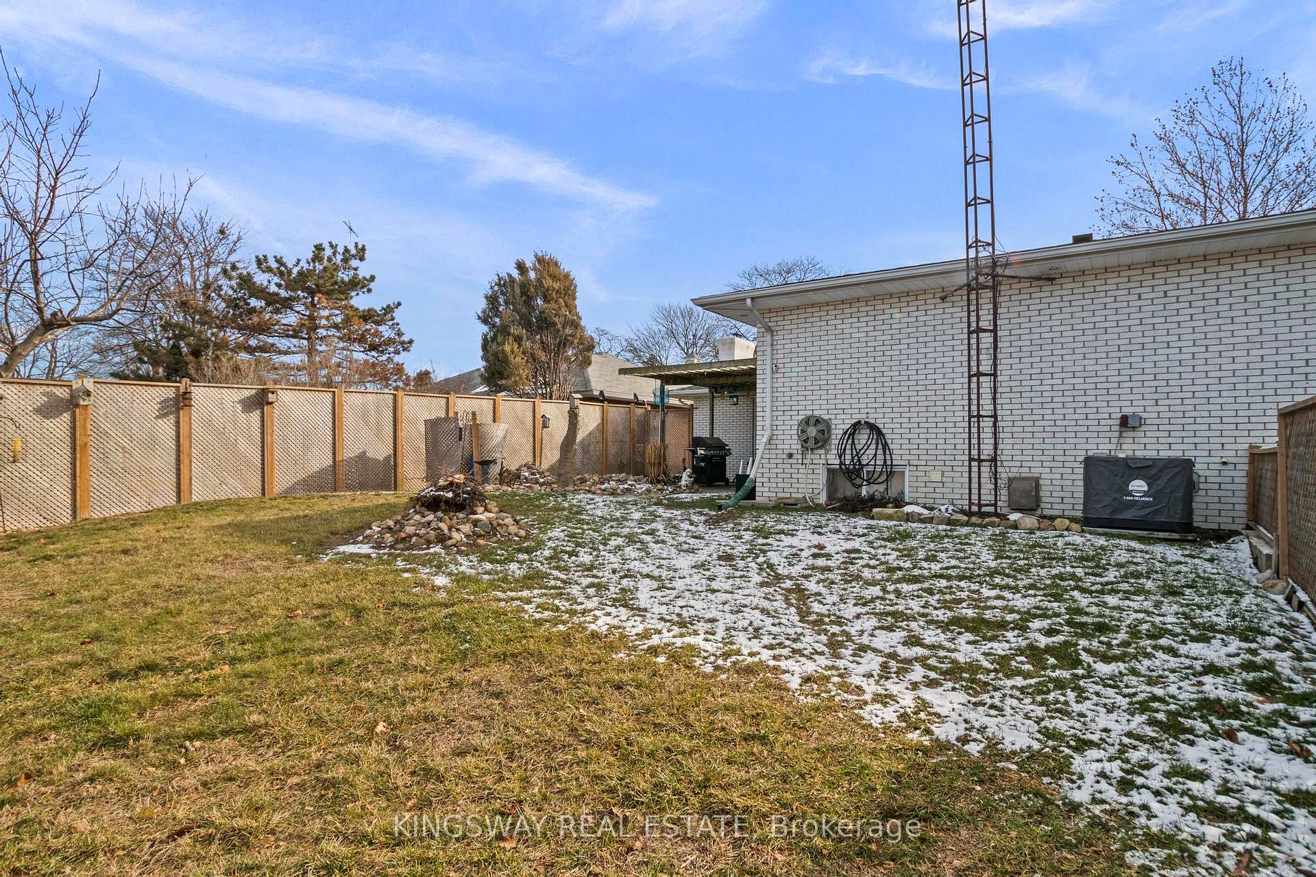 Photo 29 of 121 Oak Street W, Leamington — HOMEH