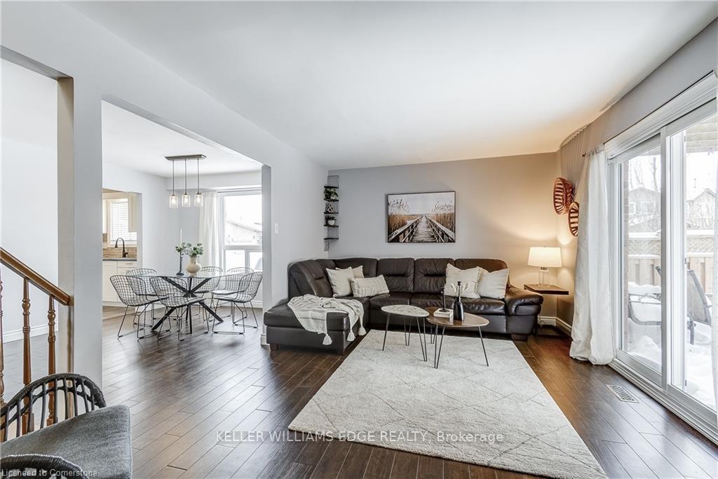 Photo 2 of 134 Charing Drive, Hamilton, Rushdale — HOMEH