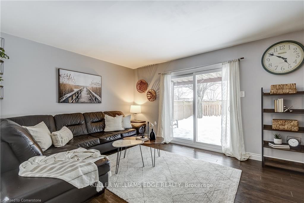Photo 11 of 134 Charing Drive, Hamilton, Rushdale — HOMEH